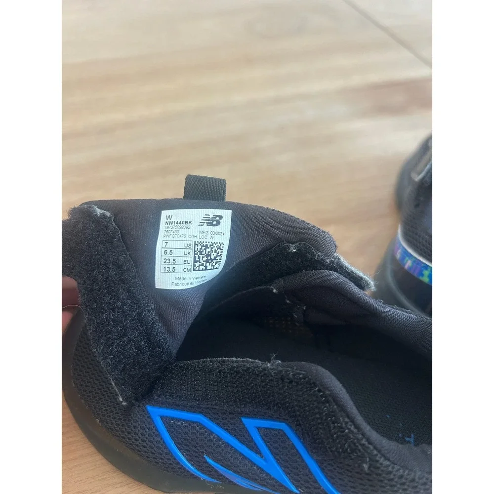 New Balance Fresh Foam 1440 New-B Kids Sneakers Black Blue Size 7 US